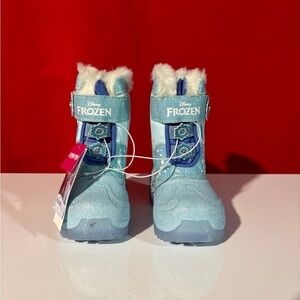NWOT New Disney LED Light Up Toddler Girl's Frozen Winter Boots Blue Size 6